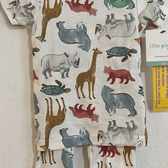 Carter’s Baby Little Planet 100% Organic Cotton Wild Life Print PJ’s Size 12 Mo - Picture 2 of 4